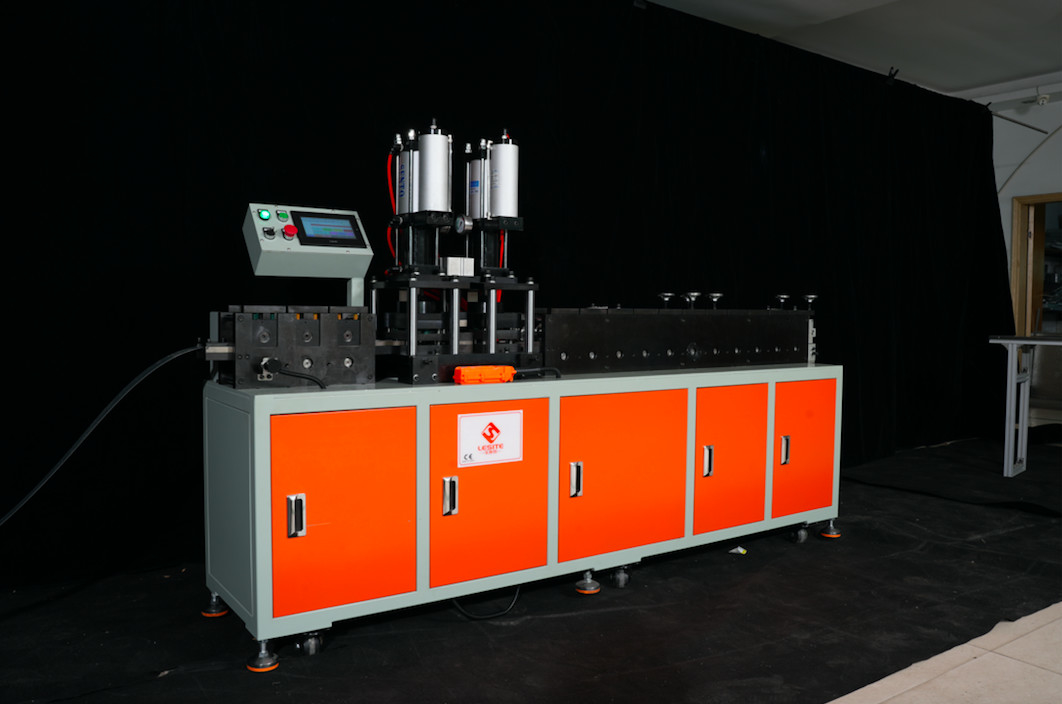 Máquina de moldagem do quadro interno de filtro de alta eficiência e alta precisão