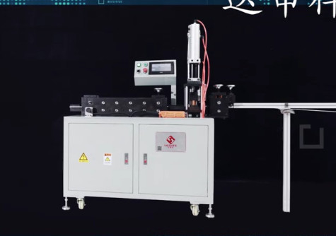 Quadro interno industrial do filtro de ar que forma a máquina semi automática